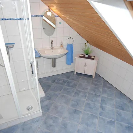 Haus Ueber Den Daechern Von *