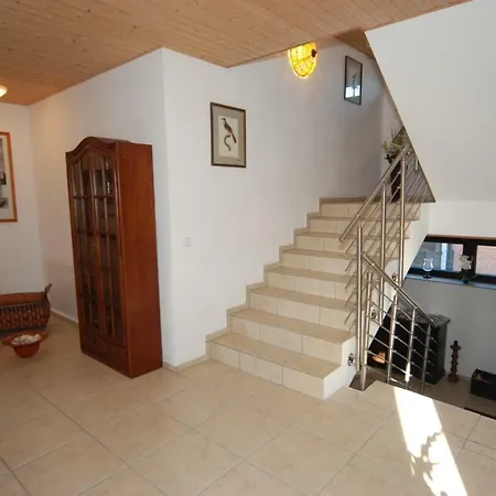 דירה Haus Ueber Den Daechern Von