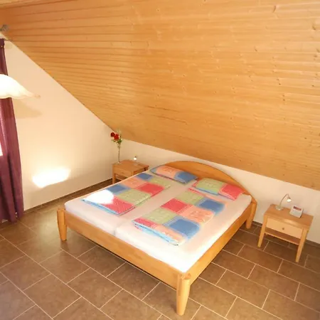 Haus Ueber Den Daechern Von * Хайлигенхафен