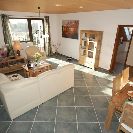 Haus Ueber Den Daechern Von *