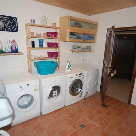 Haus Ueber Den Daechern Von