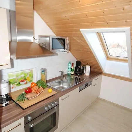 דירה Haus Ueber Den Daechern Von הייליגנהאפן