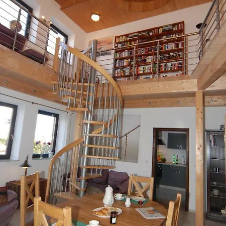 Haus Ueber Den Daechern Von Apartament *
