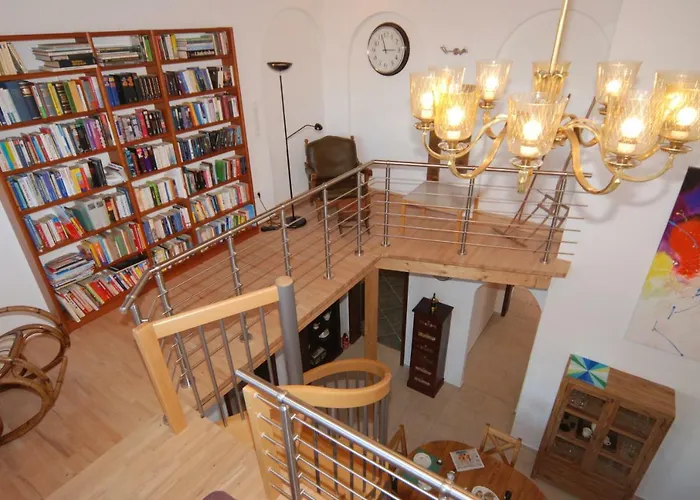 Haus Ueber Den Daechern Von *