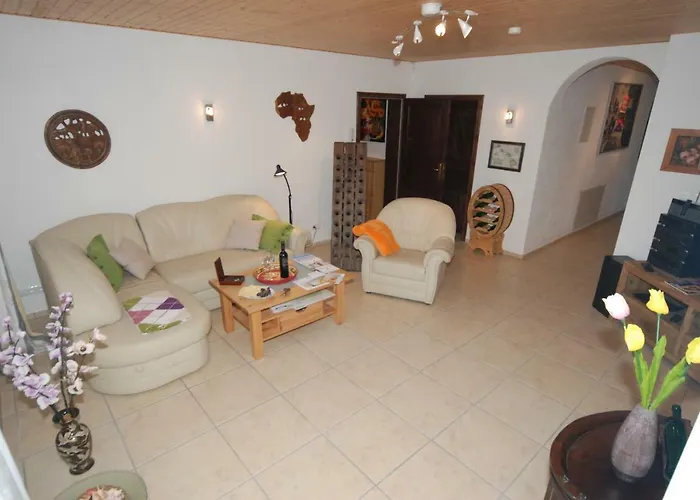 شقة Haus Ueber Den Daechern Von هايليغنهافن