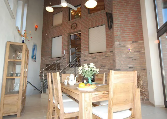 Haus Ueber Den Daechern Von شقة *